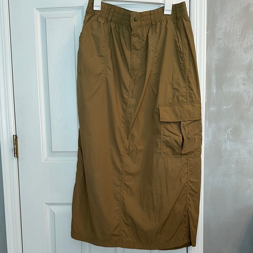 Offline by Aerie Tan Maxi Skirt / Women’s Size Large